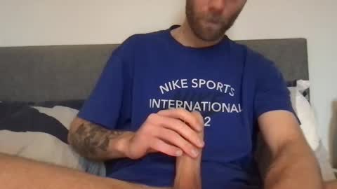 Snapshot of messageme11 chatting on 12-17-24, 01:05 messageme11 online show from 12-17-24, 01:05