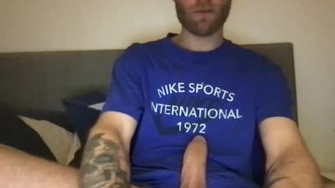 Snapshot of messageme11 chatting on 01-27-25, 10:27 messageme11 online show from 01-27-25, 10:27