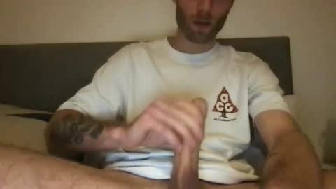 Snapshot of messageme11 chatting on 11-21-25, 06:28 messageme11 online show from 11-21-25, 06:28