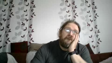 ask me online show from 11-09-25, 10:57