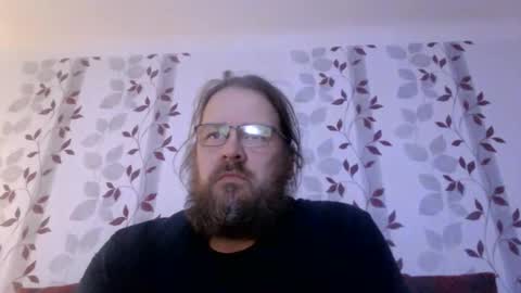 Snapshot of metallbuddy chatting on 12-21-25, 11:56 ask me online show from 12-21-25, 11:56