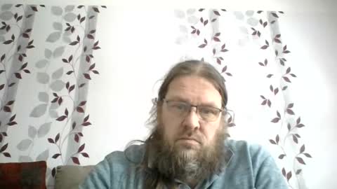 Snapshot of metallbuddy chatting on 02-04-26, 09:15 ask me online show from 02-04-26, 09:15