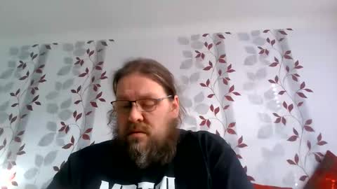 Snapshot of metallbuddy chatting on 02-27-26, 07:52 ask me online show from 02-27-26, 07:52