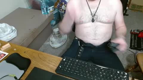 metalsharkk online show from 01-28-25, 08:26