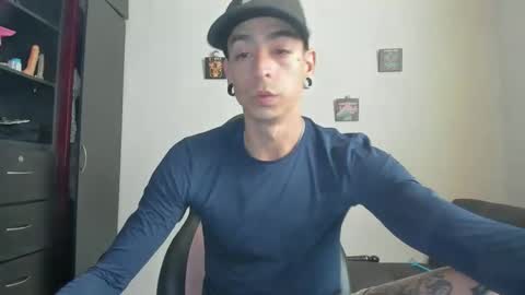 Snapshot of methodicxxx chatting on 12-14-25, 01:27 xxxxxxxxxmethodicxxxxxxxxx online show from 12-14-25, 01:27