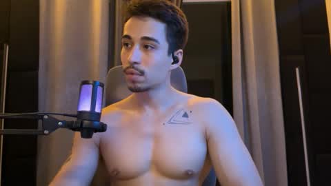 Snapshot of mettew22cm chatting on 10-09-25, 03:15 mettew22cm online show from 10-09-25, 03:15