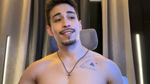 Snapshot of mettew22cm chatting on 10-15-25, 04:01 mettew22cm online show from 10-15-25, 04:01