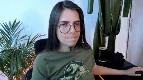 Meurif online show from 10-10-25, 02:49