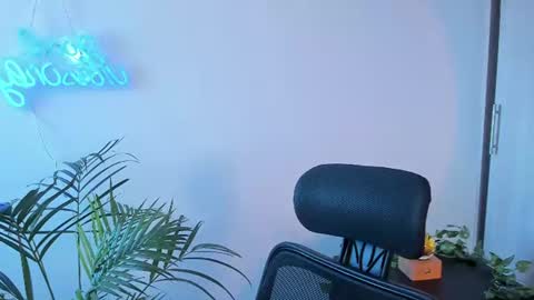 Meurif online show from 07-05-26, 02:02