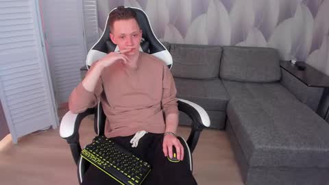 MEVERIK OUSHEN online show from 04-01-26, 01:12