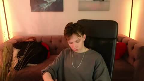 Snapshot of meverik_oushen chatting on 07-04-26, 10:16 MEVERIK OUSHEN online show from 07-04-26, 10:16