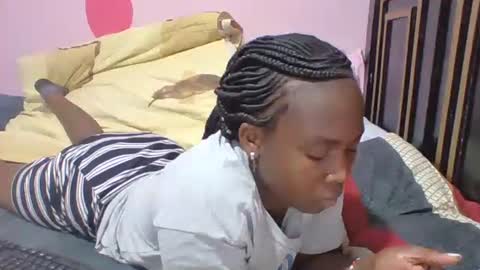 Meybel online show from 11-10-25, 07:02