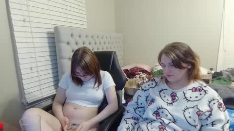 Snapshot of meyou4962 chatting on 02-16-25, 09:04 peanut online show from 02-16-25, 09:04