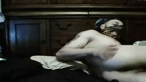 ZoeyYogaBoy online show from 04-20-26, 07:44