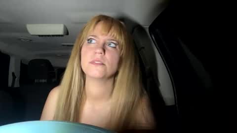 mezzy69 online show from 12-05-25, 09:18