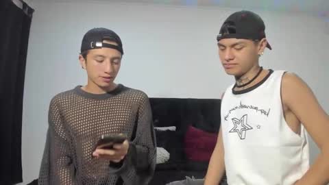 Snapshot of mhatias_ chatting on 10-02-25, 02:18 MATHIAS online show from 10-02-25, 02:18