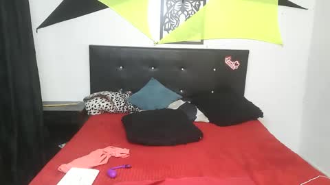 mhia1972 online show from 03-16-26, 03:38