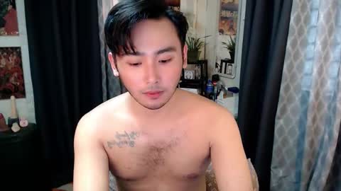 Snapshot of mhikael chatting on 09-17-25, 02:57 Mhikael online show from 09-17-25, 02:57