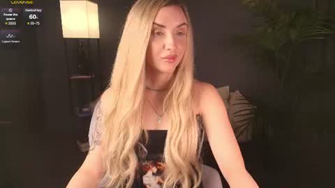 Snapshot of mi1a_ chatting on 07-10-26, 03:22 mi1a_ online show from 07-10-26, 03:22