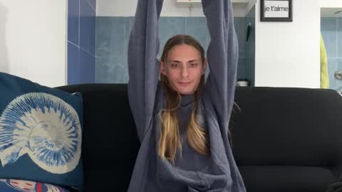 Misha online show from 12-22-25, 02:47