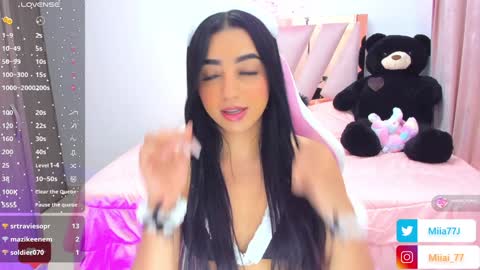 Snapshot of mia77_ chatting on 12-07-24, 02:31 Mia online show from 12-07-24, 02:31