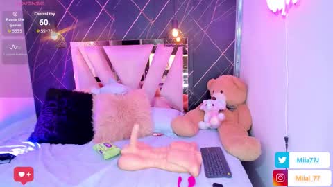 Mia online show from 01-17-26, 03:11