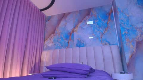 Emi online show from 03-13-26, 07:42