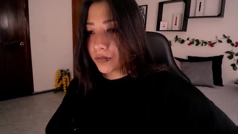 Mia zoe online show from 10-20-25, 12:38