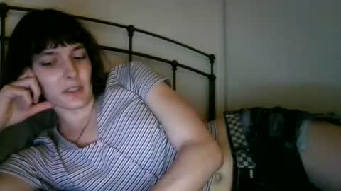 Snapshot of mia_177 chatting on 06-28-26, 12:27 mia_177 online show from 06-28-26, 12:27