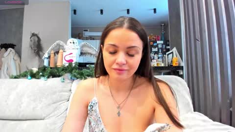 Snapshot of mia___mur chatting on 12-30-24, 04:31 Mia online show from 12-30-24, 04:31