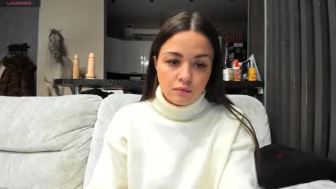 Snapshot of mia___mur chatting on 01-15-25, 02:17 Mia online show from 01-15-25, 02:17