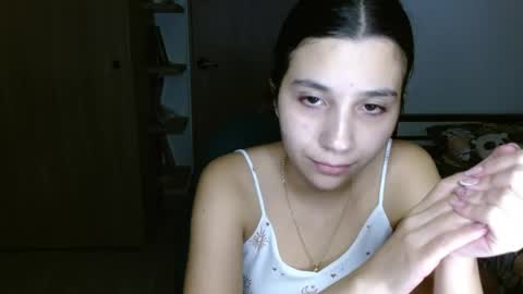 Mia online show from 04-29-26, 04:05