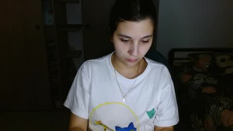 Snapshot of mia__lopez_ chatting on 05-13-26, 04:32 Mia online show from 05-13-26, 04:32