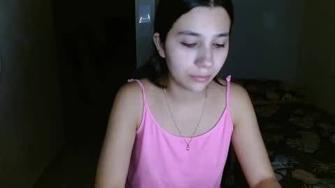 Snapshot of mia__lopez_ chatting on 05-27-26, 04:20 Mia online show from 05-27-26, 04:20