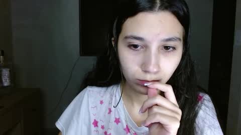 Snapshot of mia__lopez_ chatting on 06-08-26, 01:50 Mia online show from 06-08-26, 01:50