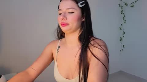 Mia adams  online show from 11-13-25, 07:02