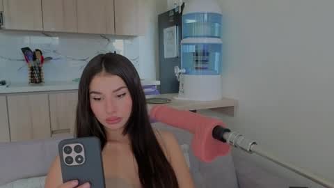 Mia adams  online show from 05-20-26, 07:31