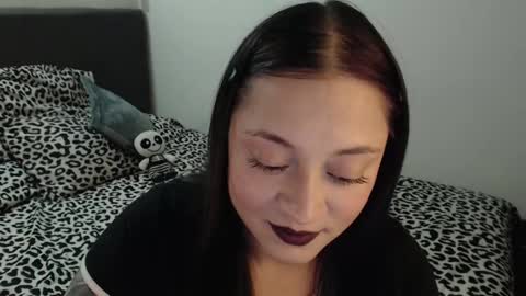 mia online show from 01-09-25, 01:18