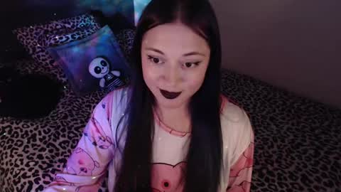 mia online show from 02-18-25, 05:31