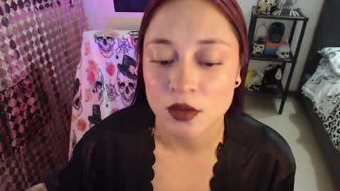 mia online show from 09-13-25, 01:27