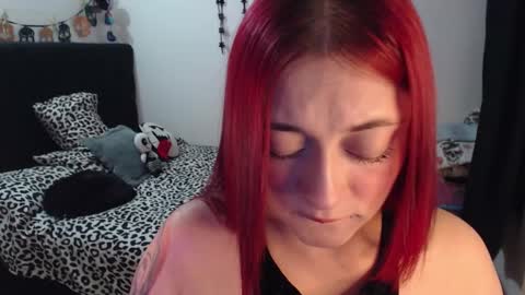 mia online show from 01-06-26, 12:47