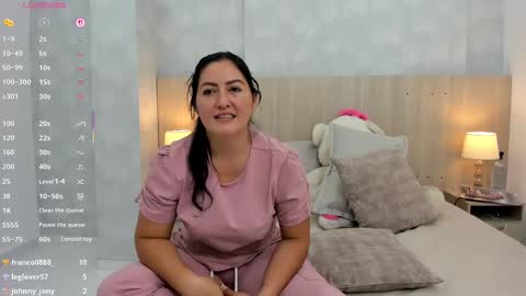 Snapshot of mia_aristizabal chatting on 09-11-25, 05:02 Mia Aristizabal online show from 09-11-25, 05:02