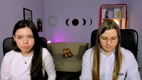 Mia online show from 03-17-26, 04:21