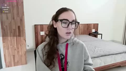 mia_boone online show from 10-29-25, 02:36