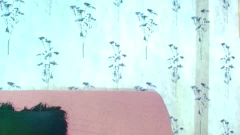 Mia  online show from 03-11-25, 06:19