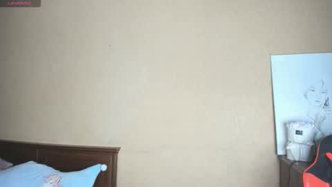 Snapshot of mia_choo chatting on 12-21-25, 09:27 Ami online show from 12-21-25, 09:27