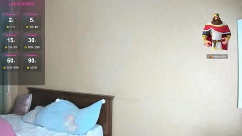 Snapshot of mia_choo chatting on 03-10-26, 06:40 Ami online show from 03-10-26, 06:40