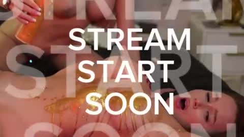 Snapshot of mia_cloudy chatting on 07-14-26, 02:34 Mia and friends online show from 07-14-26, 02:34