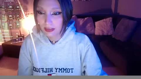 Snapshot of mia_collens_ chatting on 12-31-24, 01:36 MIA online show from 12-31-24, 01:36