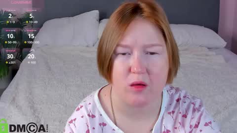 Mia online show from 11-19-25, 03:06